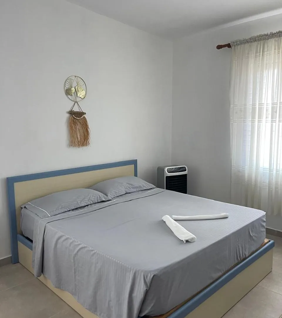 Guest House By Roni Durres