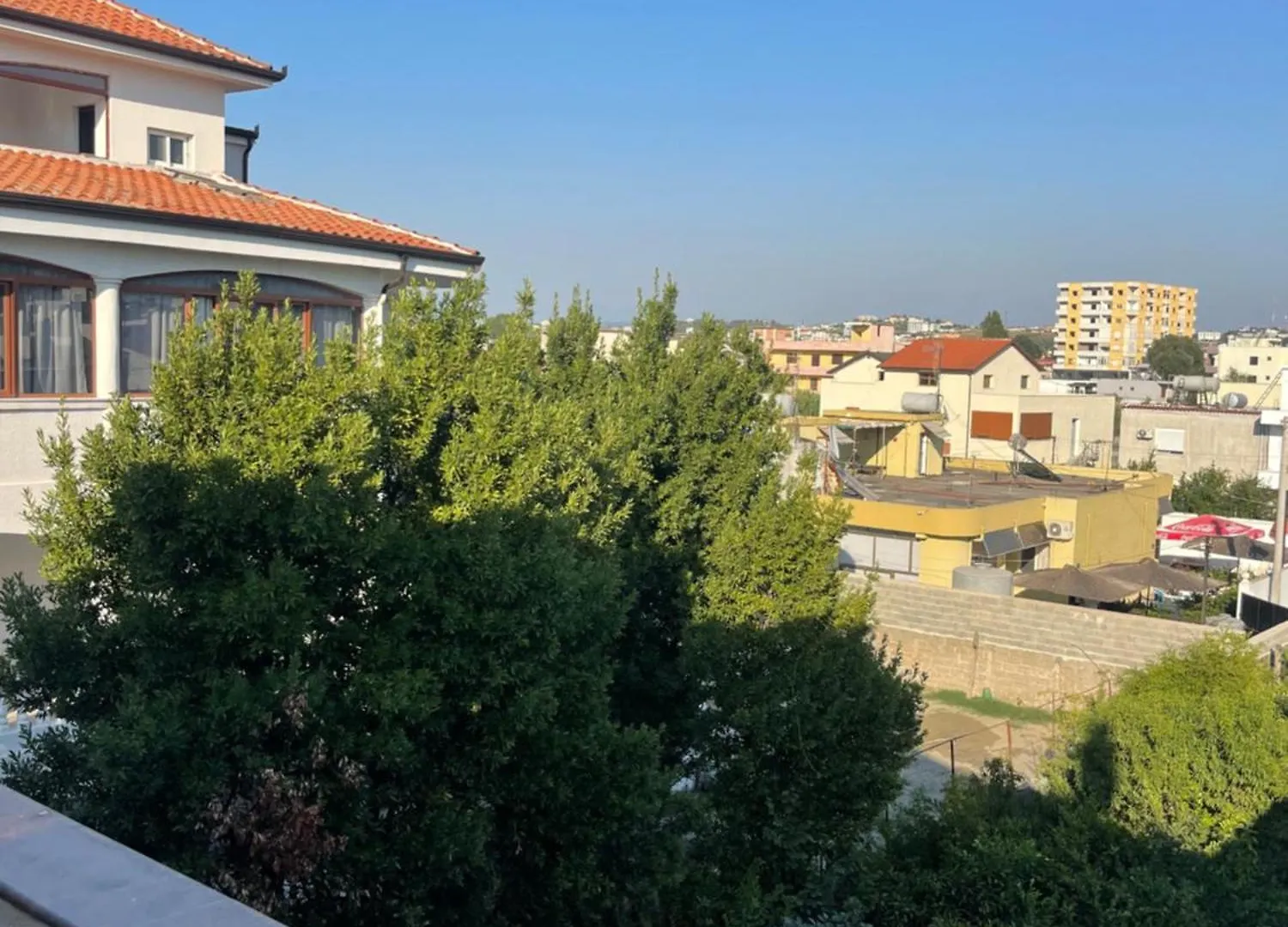 Guest House By Roni Durres