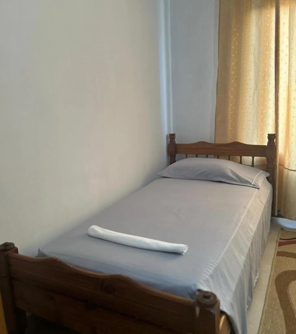 Guest House By Roni Durres